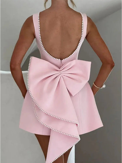 Chic Pearl Bow Backless Dress